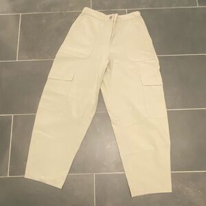 lululemon athletica Women’s Beige Cargo Pants